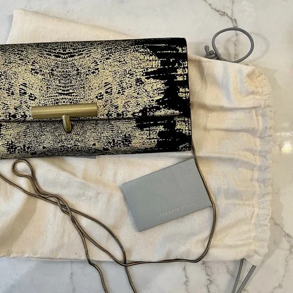 New Reed Krakoff Gold / Black  Clutch with detachable Chain Strap Evening - Picture 5 of 5